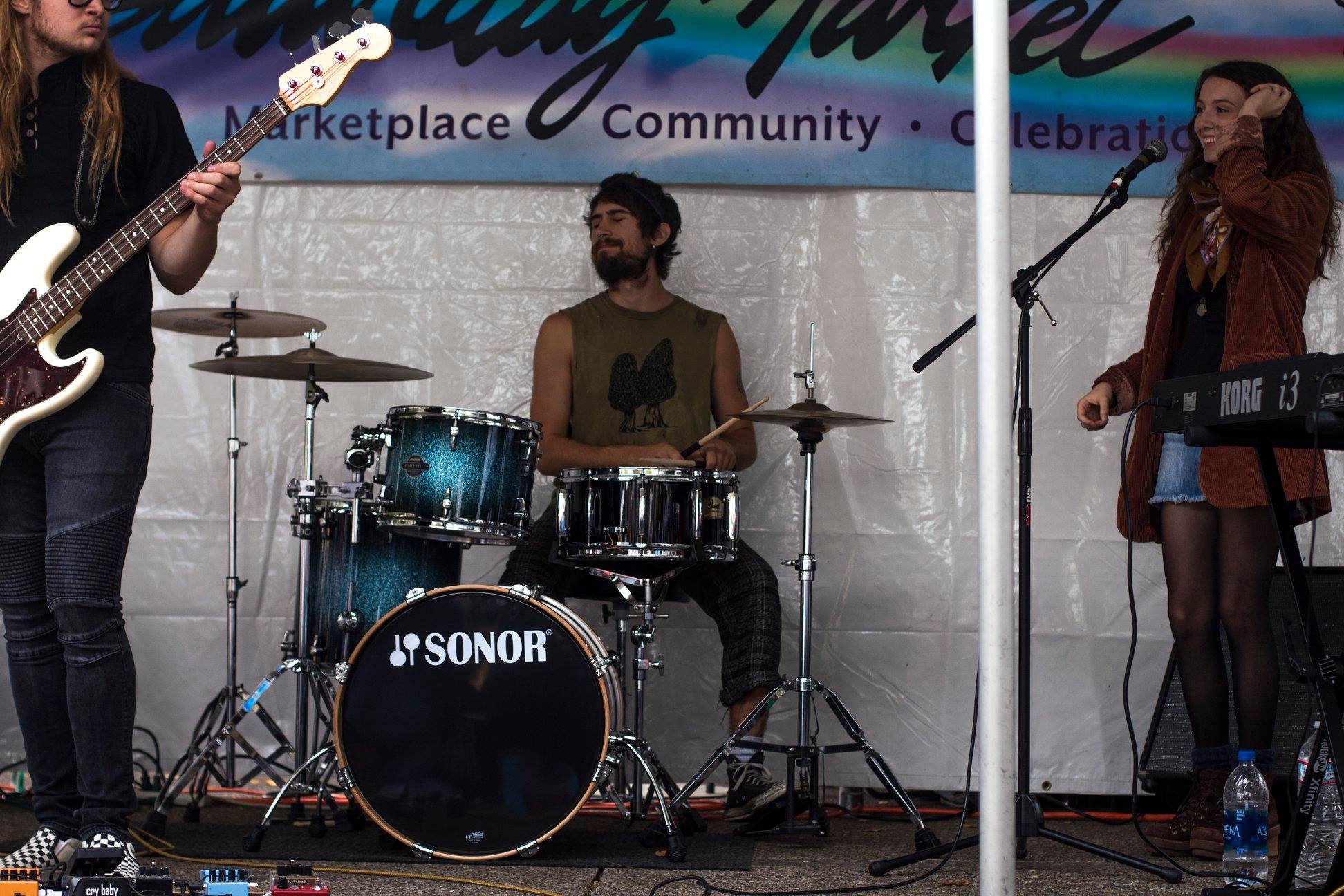 Julian Ranieri playing drums with Broth