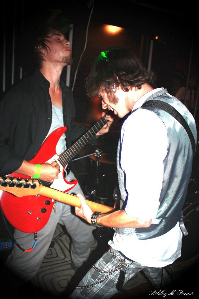 Julian Ranieri playing guitar with DCS